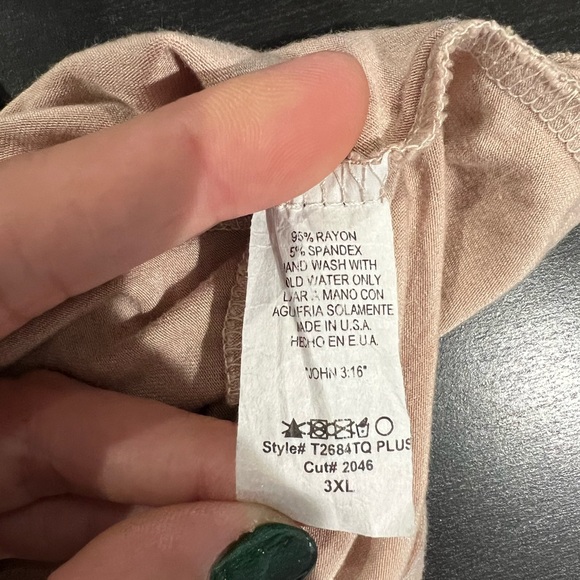 Beeson River Block Print Tee with Knot Detail, Size 3XL - Picture 6 of 6